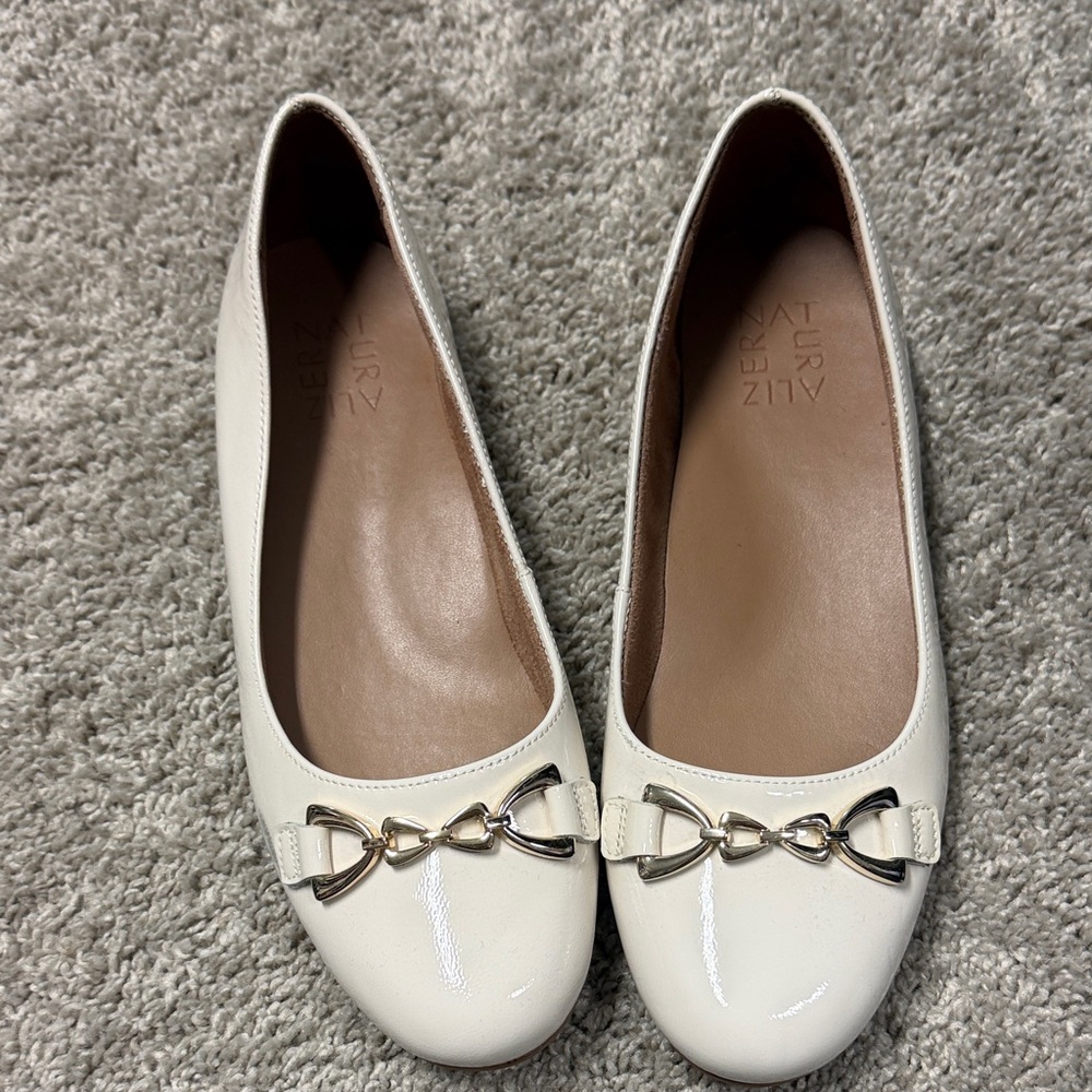 Naturalizer Cream Loafers with Metal Accent